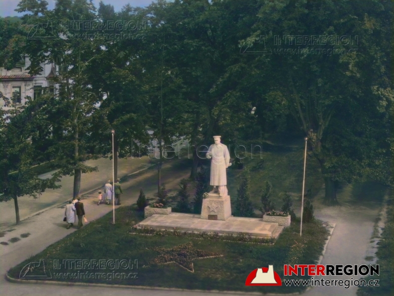 Jičín - pomnik karla Havlíčka Borovského